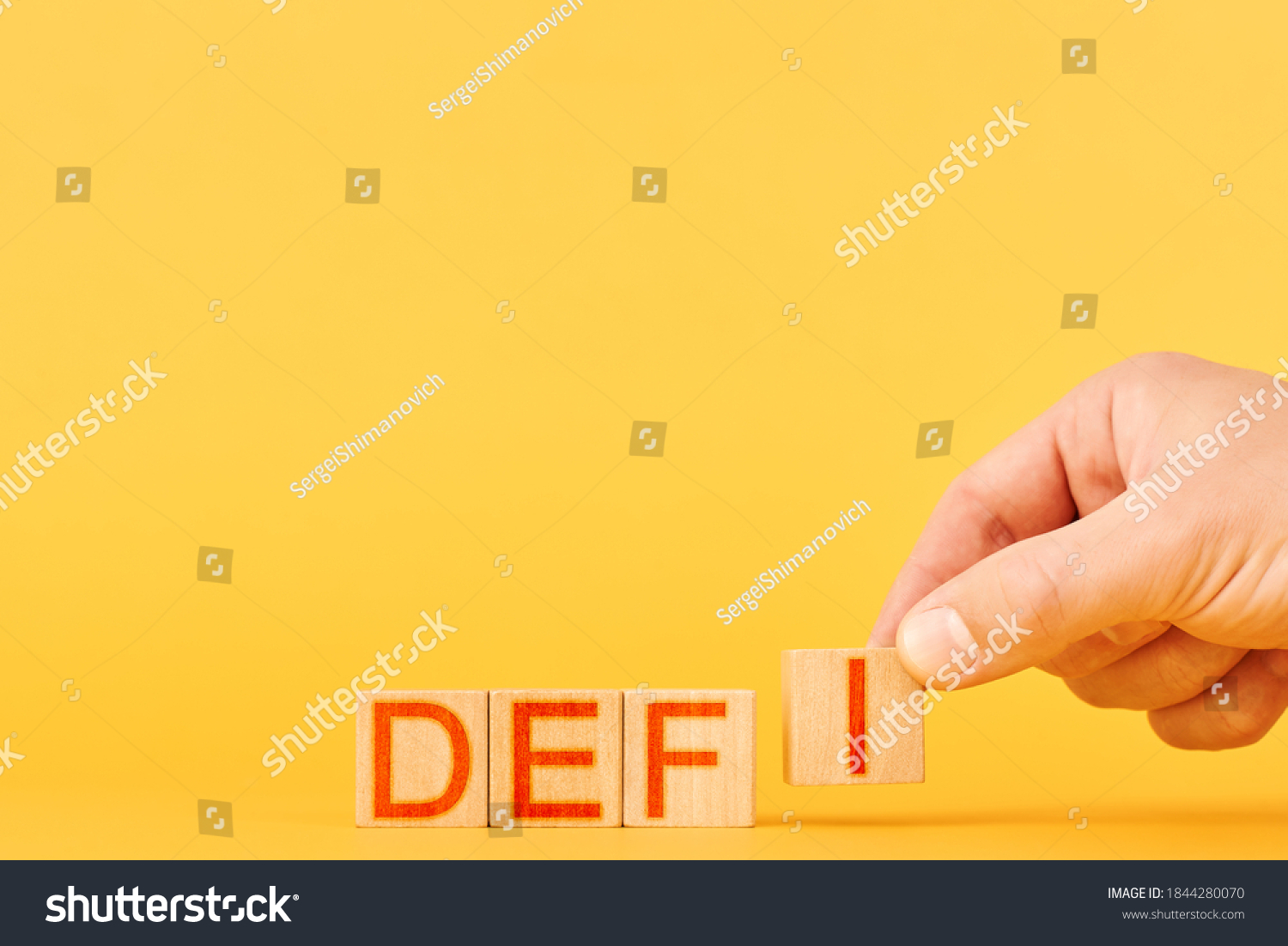 Hình B