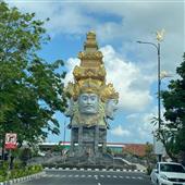 Thế vậ