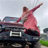 Tiền V